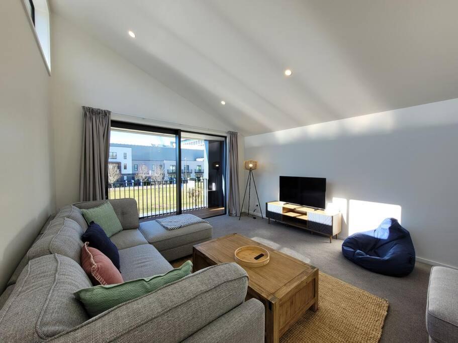 Downtown Apartment Крайстчърч Екстериор снимка